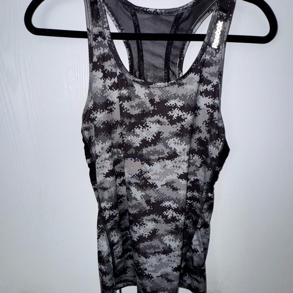 Reebok Women's Black and Gray Camo Tank Top